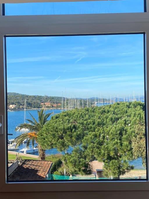 Ile De Porquerolles : T3 Climatise Vue Mer Exterior foto